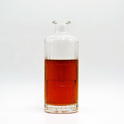 Hohe Flint Glasmaterial Luxus leere Whisky Glasflaschen mit Kork und Decal Logo