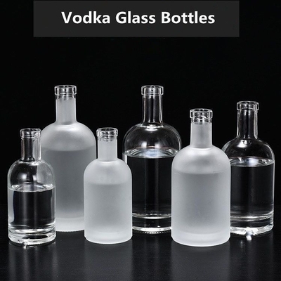 750 ml Wodkaflasche mit gefrorener Textur und kristallweißem Glasmaterial