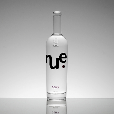 375 ml 700 ml 750 ml Wodka Whisky Liquor Glasflasche mit individuellem Design und Frostoberfläche