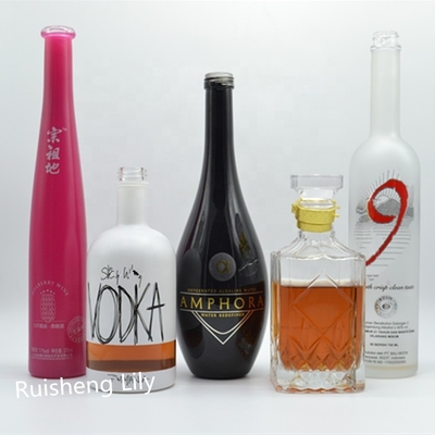 375 ml 700 ml 750 ml Wodka Whisky Liquor Glasflasche mit individuellem Design und Frostoberfläche
