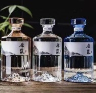 Korkendichtungsart 750 ml leere Glasflaschen für schicke Spirituosen in Super-Fliesenmaterial