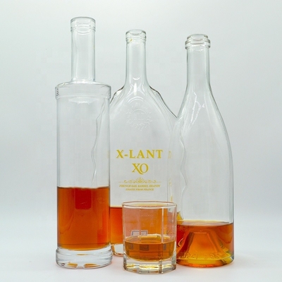 Glasflaschen 500 ml 750 ml Klarer leerer Gin Wein Whiskey Brandy Wodka mit SGS-Zertifikat