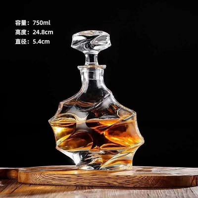 500 ml/650 ml/700 ml/800 ml Kristallweißglas Weindekanzer für hochwertige Brandy-Wodka