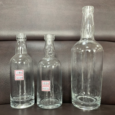 High Flint Glass Material 700ml Langhals leere Spirituosenflasche für Whisky 375ml