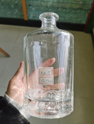 500 ml, 700 ml, 750 ml, 1000 ml, Glas-Flaschen mit Warmdruck für Whisky, Brandy und Rum Gin