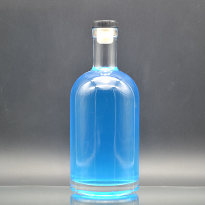 Akzeptable OEM/ODM 750 ml klare Glasweinflaschen mit Super Flint Glasmaterial