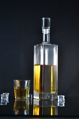 500 ml 750 ml 1000 ml Klarer Gin Rum Whiskey Glas Flasche mit Korkenverschluss