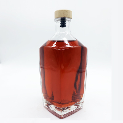 Maßgeschneiderte Kapazität 100-1000 ml klare Quadratglas-Sprayflasche für Whisky-Versorgung