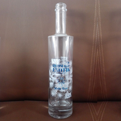 Super Flint Glaskragen Rund 700ml Kork Top Klarer Gin Flasche für Wodka-Enthusiasten