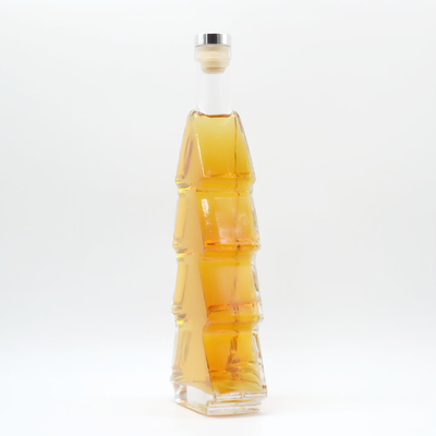 Super Flint Glass Custom Weihnachtsbaum-Form Alkoholflasche 500ml 700ml 750ml