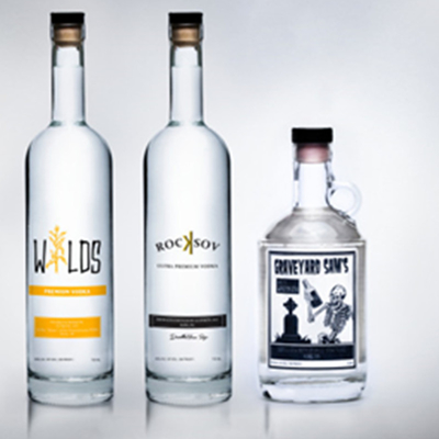Warmstempeln Oberfläche Handhabung Glasflaschen für Wodka Gin Spirit 500 ml 1 Liter