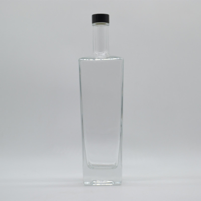 500ML 700ML 750ML 1l Quadratglasflasche aus kristallweißem Material für Spirituosen