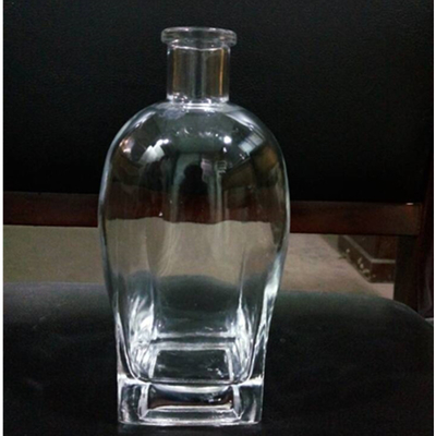 Customized Clear Flint 500ml Quadrat Glasflaschen für Alkohol