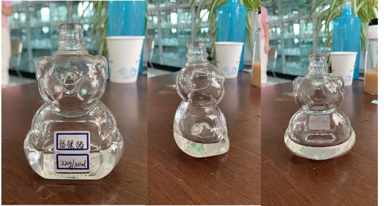 Durchsichtige Flachsglas-Schneemann-Form Whisky-Flasche mit Decal-Oberflächenbehandlung