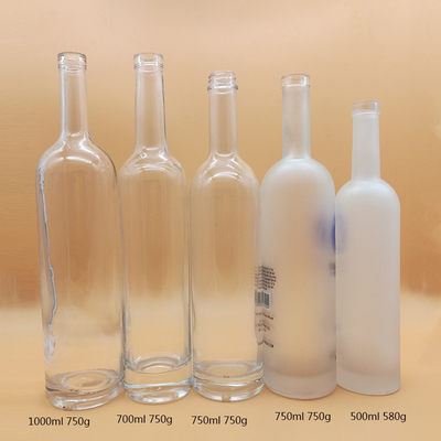 Decal Screen Printing Frosted Cork Vodka Flasche 500ml 750ml 1L Glasflasche für Wodka