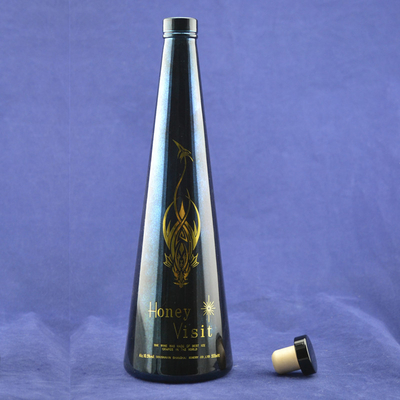 750 ml schwarze Whisky-Glasflasche mit Decal-Oberfläche und Korkverschluss