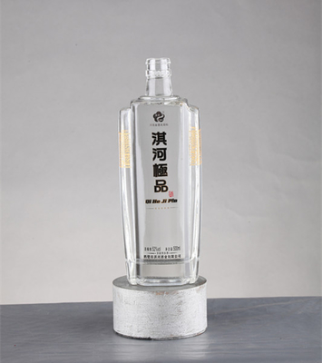 Leere Flaschen 750 ml Spirituosen und Likör Flasche mit Kork Siegel Schiff auf den Weltmarkt