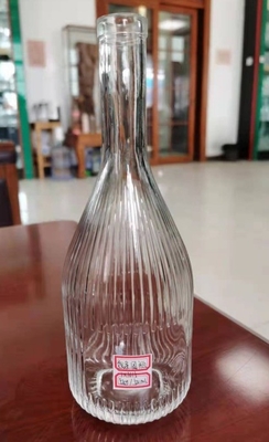 Zusammengepasste Form Innengravierungen 200 ml 375 ml klare Flasche für Wodka Tequila Rum