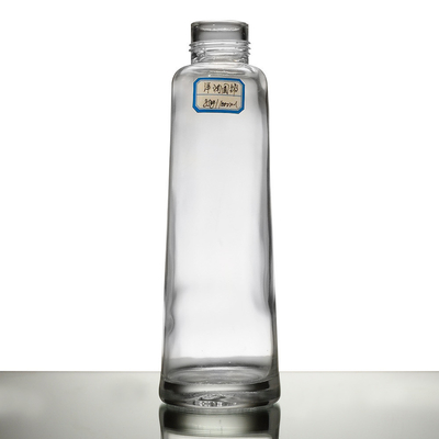 Material für das Kragenmaterial Super Flint Glasmaterial 4,5 L Glasflasche für Wodka Gin Whisky