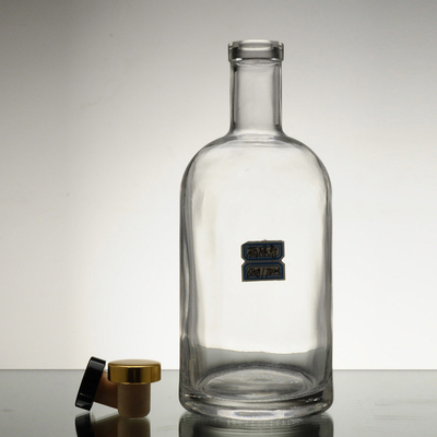 700 ml Super Flint Glasmaterial Whisky Flasche für klaren Wodka Sprites Leer