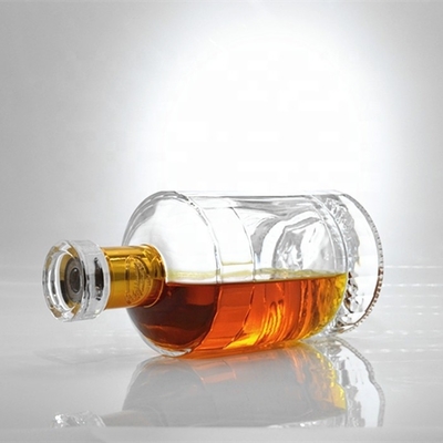 Mahlzeitliche leere Flasche 1L Wodka Glasflasche mit einzigartigem Design Expressversand