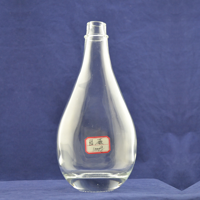Glasflasche für Wein in Wassertropfenform