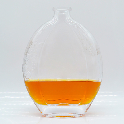 Decal Oberflächenbehandlung Super Flint Glasmaterial Leere 750 ml Wodka Flasche für Spirituosen