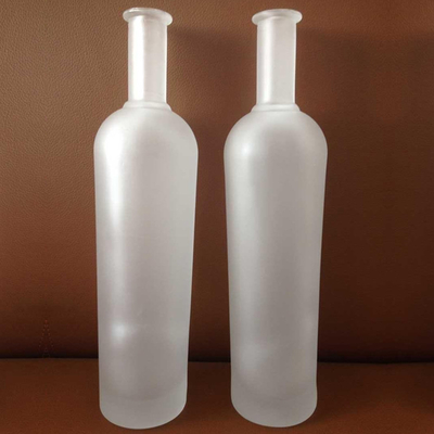 500 ml Schirmdruck auf Maß Frosted Crown Royal Whisky Vodka Gin Glasflaschen mit Kork