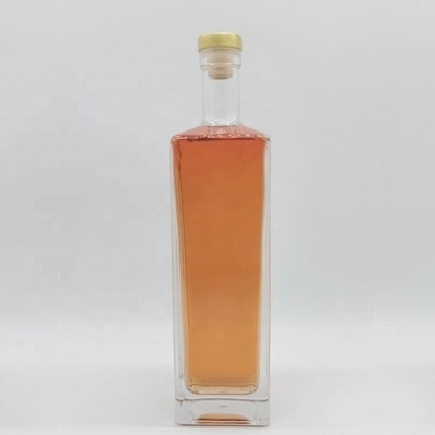 750 ml glasierte Glasflasche für Alkohol Brandy Whisky Wodka Gin Rum Quadratform CNF