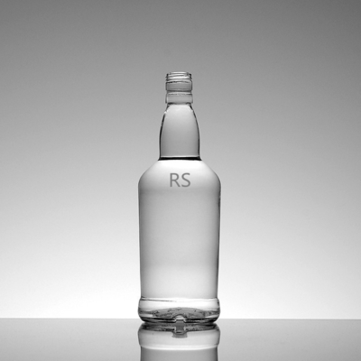 Logo-Druck kann Kristall-weißen Alkohol in 0,5L Schmetterlings-Glasflasche benutzerdefiniert