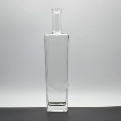 750 ml glasierte Glasflasche für Alkohol Brandy Whisky Wodka Gin Rum Quadratform CNF