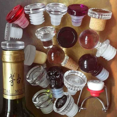 Custom 500ml 700ml 750ml Leere Flasche mit Glaskork für Wodka