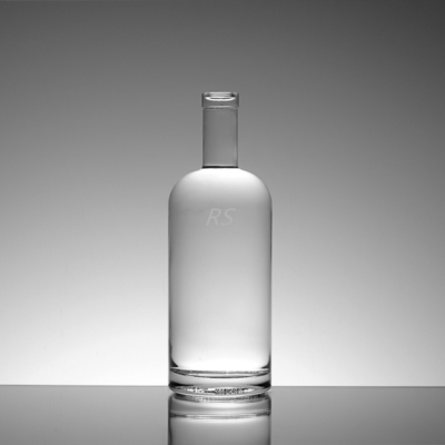 Glaskragen 750 ml Super Flint Rum leere Flasche für den Transport von Getränken