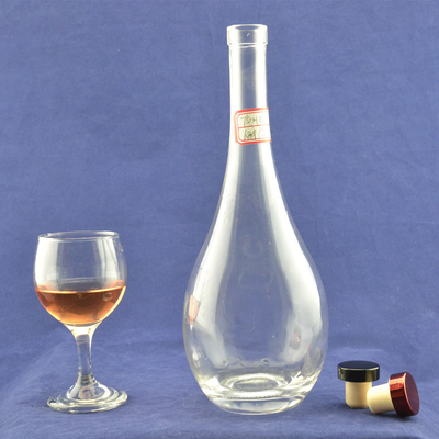 500 ml 750 ml Glas Wodka Whisky Flaschen Super Flint Glas Material und flache Basis Design
