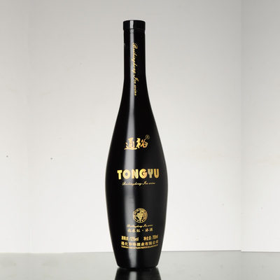 Super Flint Glasmaterial 750 ml Wodka Glasflaschen für Shandong Yuncheng angepasst