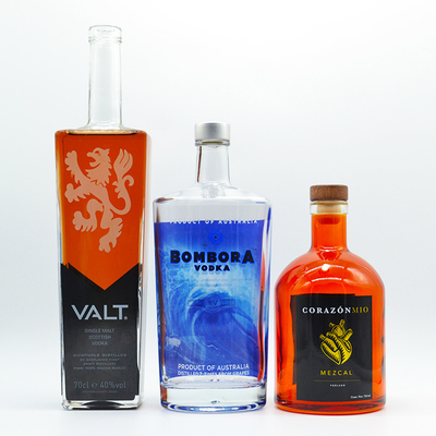 TUV Standard Glas Weinflasche Whisky Glas Verpackung Gravur Oberfläche angepasst