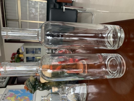 Halsband Material Super Flint Glas 750 ml Whisky Wodka Liköröl Flaschen mit Korkkappe