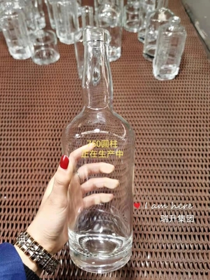 Super Flint Glasflaschen für Wodka Whisky Liquor in 500ml 700ml 75cl Frosted Material