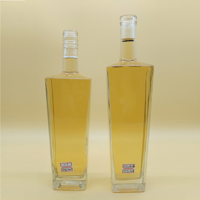 Super Flint Glasmaterial 750 ml Schraubverschluss Gin Glasflasche für die Getränkeherstellung