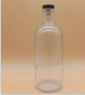 Schraubverschluss Flaschendeckel 700ml Whisky klare leere Glasflaschen für Wein OEM/ODM Willkommen