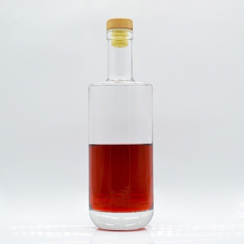 Custom Alcohol Whisky Cork Vodka Flaschen mit zusätzlichem Flintzylinder 750 ml Glasflasche