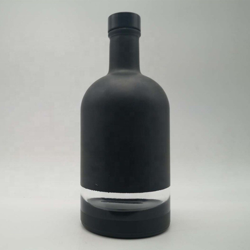 750 ml Super Flint Glas Getränkeflasche in matschwarz-weiß mit individuellem Etikett