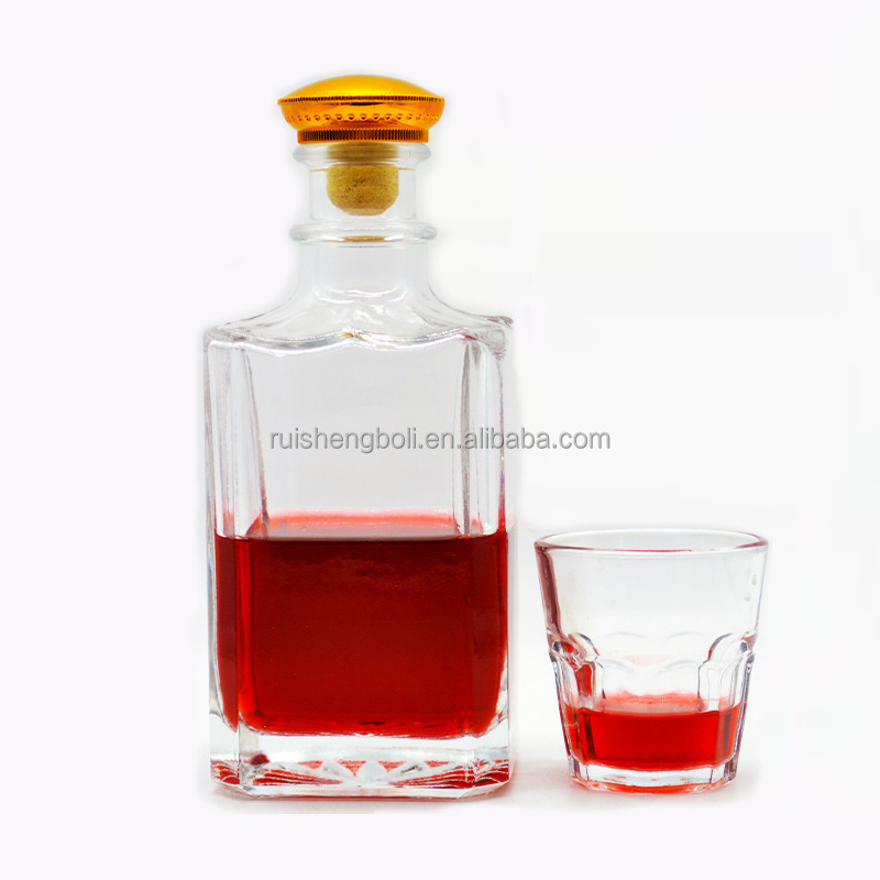 700 ml Glasflasche für Weißwodka Weißwein und andere Getränke