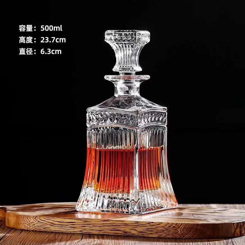 500 ml/650 ml/700 ml/800 ml Kristallweißglas Weindekanzer für hochwertige Brandy-Wodka