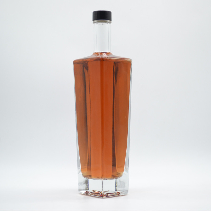 Gravierende Mode-Form Super Flint Brandy Spirituosen Leerer Weißer Likör xo Glasflasche quadratisch