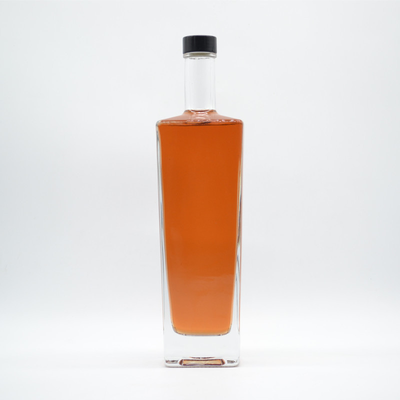 700 ml leere, matte, schwarze, quadratische Flaschen mit kostenloser Probe