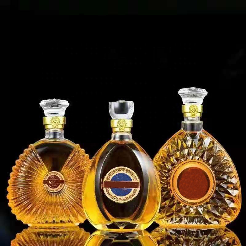 500 ml Frosted Spirit Champagner Getränk Tequila 750 ml benutzerdefinierte leere Quadrat Whisky Wodka Likör 70cl Glasflasche