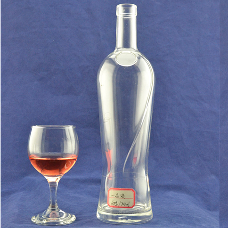 Halsbandmaterial Super-Fliesenmaterial 700 ml Leerer klarer Alkohol Rum Whisky Spirit Wodka Glasflasche für Alkohol