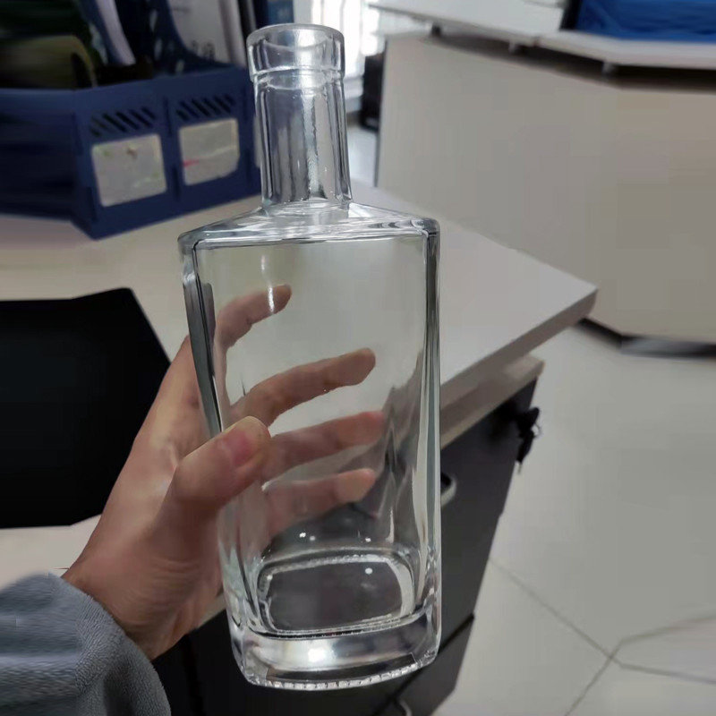 700 ml 1L Flasche Alkohol Whisky Alkohol Verpackung Flasche für Mineralwasser Verpackung
