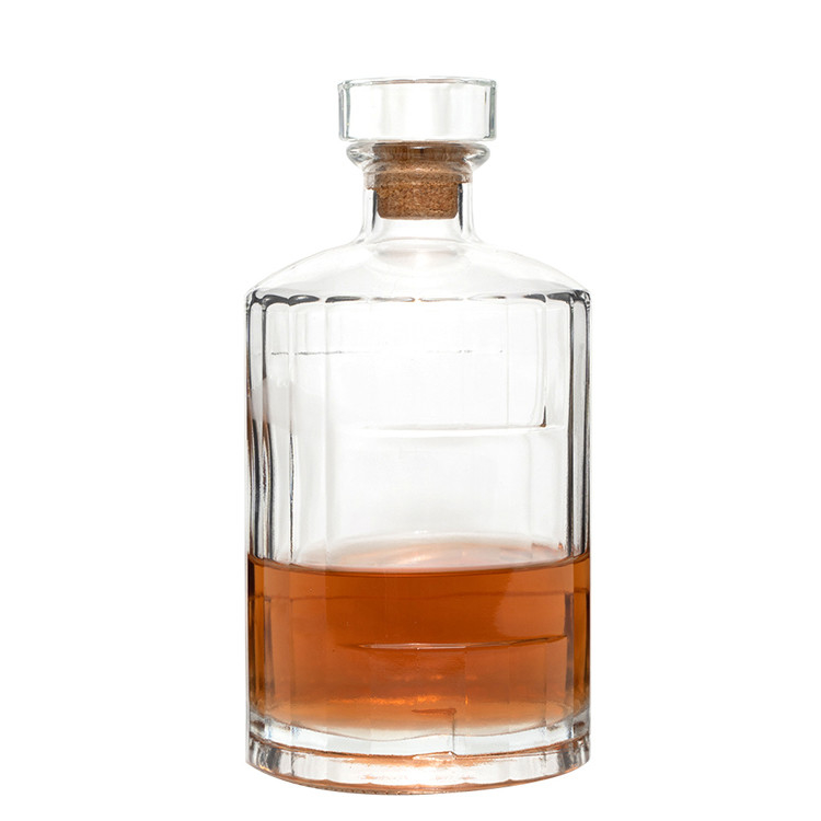 Custom 750ml Embossed Logo Wein Glasflasche in klarer Farbe für Marken Whisky
